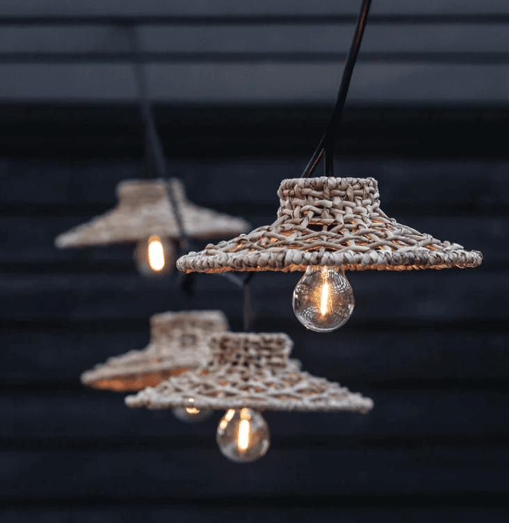 Outdoor String Lights with Woven Shades 6.5 m - Im Raum ansehen