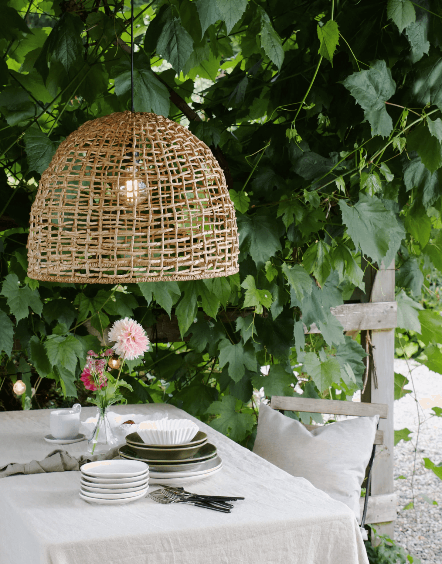 Weatherproof Woven Outdoor Lampshade - Im Raum ansehen